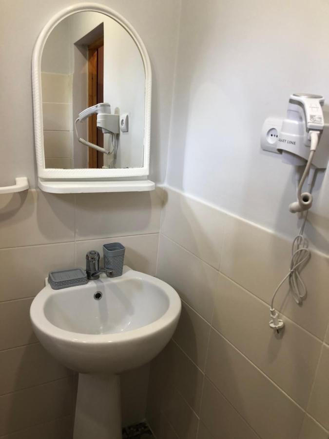Gostevoy Dom Samir Hotel Gagra Eksteriør billede